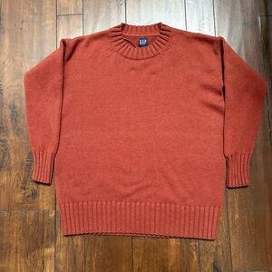 Gap Relaxed Fit Crew Neck Ribbed Hem and Sleeves Rusty Collar Knitted Sweater XS